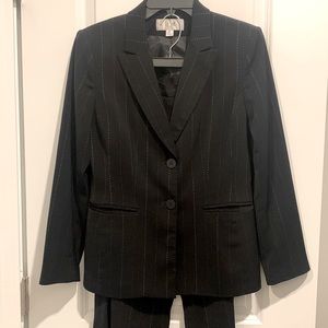 Le Suit 6P Pantsuit